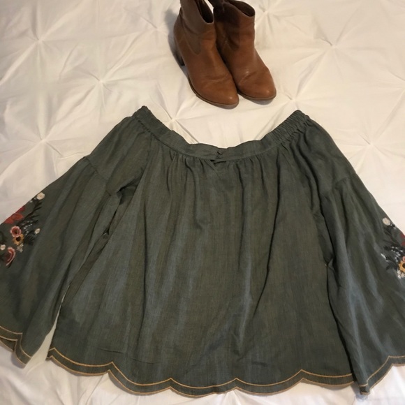Umgee - Green Boho Off the shoulder Top - Picture 5 of 6